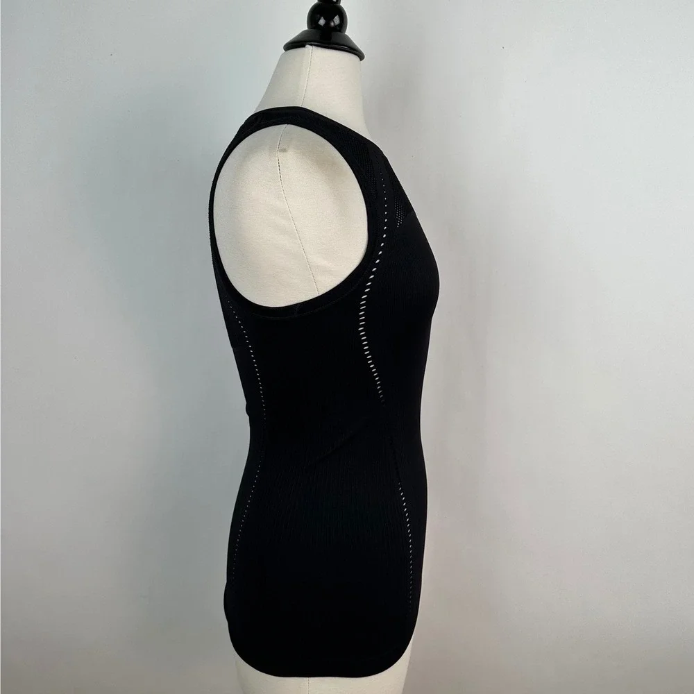 Athleta oxygen tank